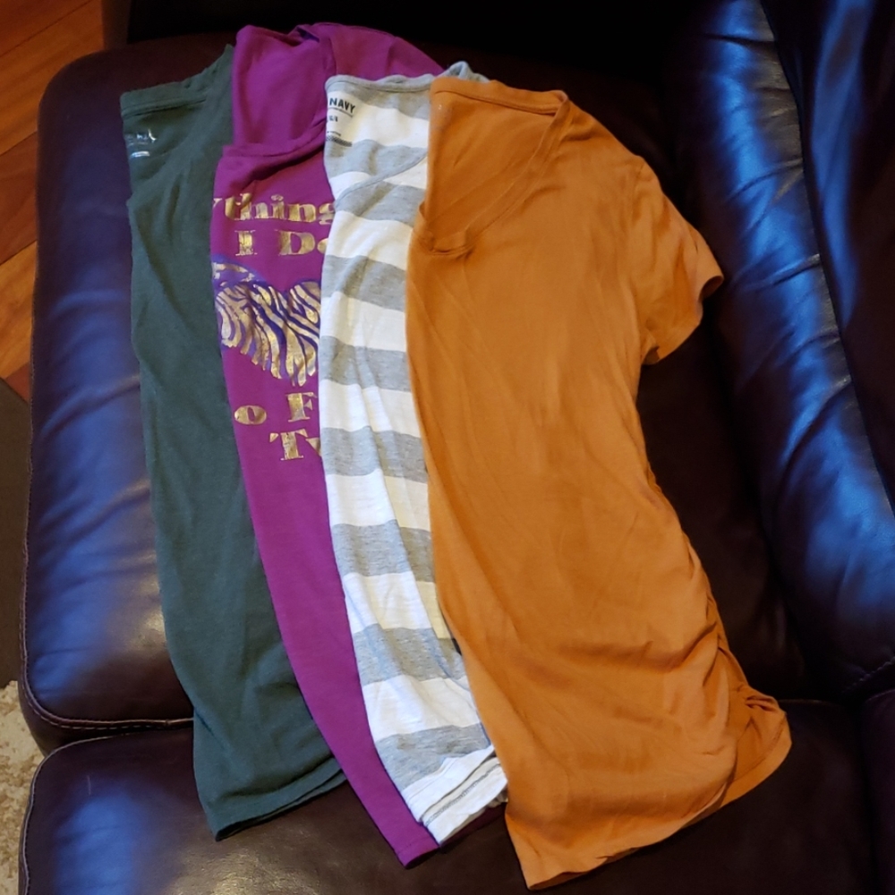 Maternity tshirts large